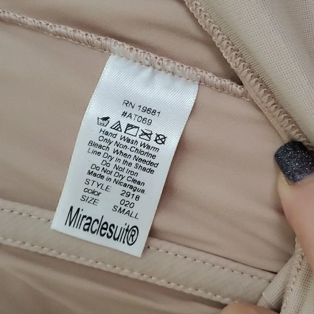 Miraclesuit excellent size